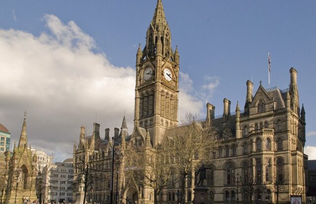 Manchester_Town_Hall_from_Lloyd_St